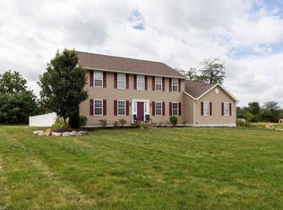 5200 Summerwood Dr, Seville, OH 44273