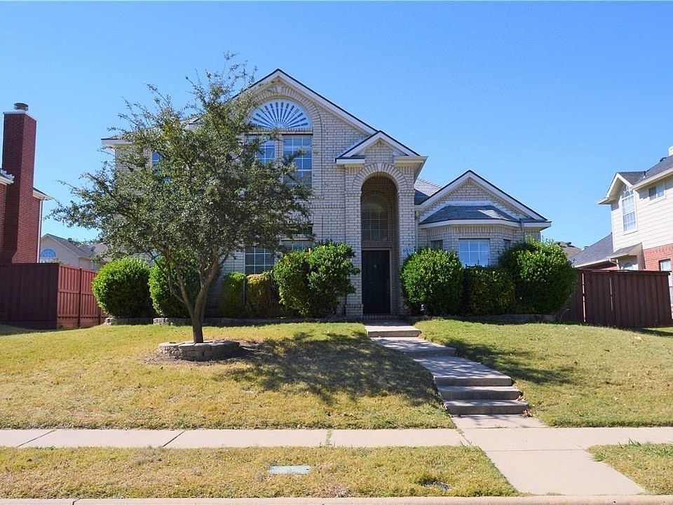 1st image of 8021 Greenwood Dr