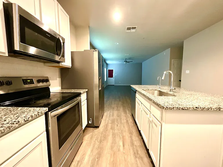 7409 Capricorn Way — Photo 8
