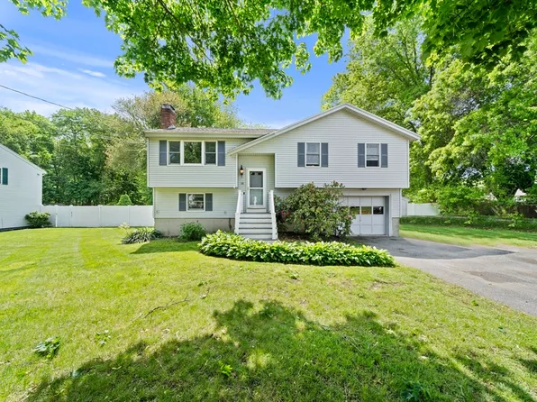 10 Upland Rd, Danvers, MA 01923