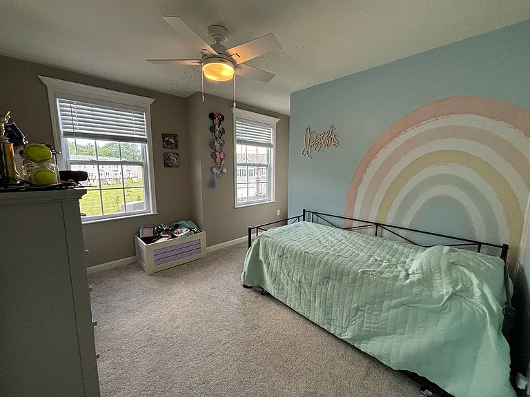 2400 Canterbury Dr — Photo 18