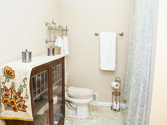 Brand new plumbing, fixtures, GFI outlets are contained in t