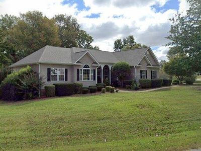 312 Green Oaks Rd, Greenwood, SC, 29649