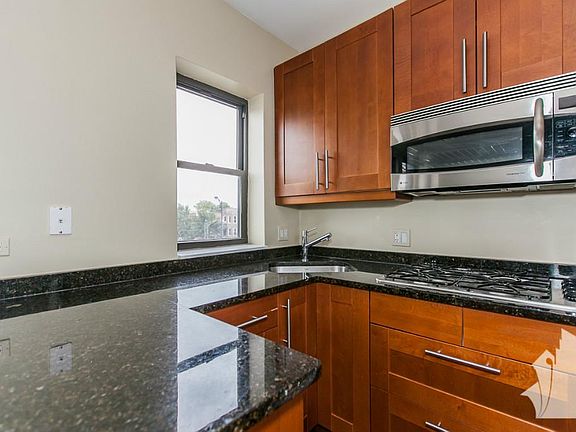 4th image of 3758 N Bernard St #2A