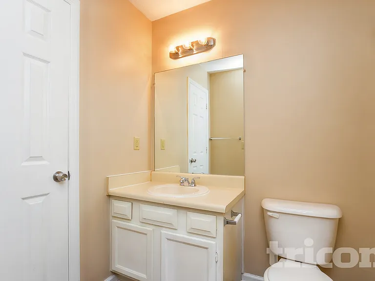 1202 Holly Hills Dr SW — Photo 13