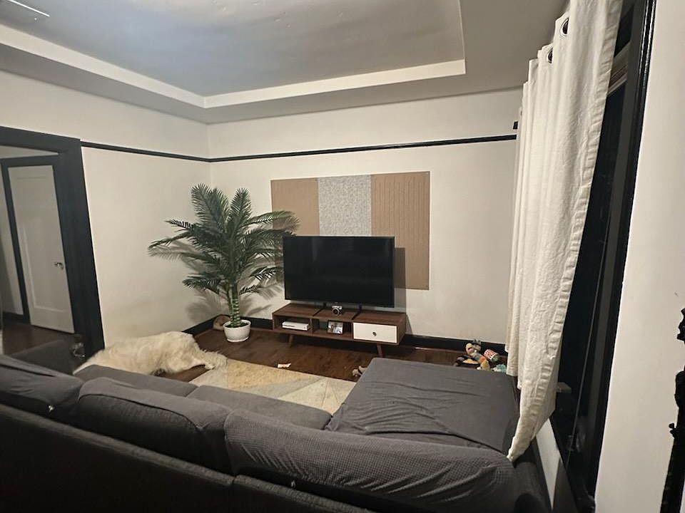 Living space and entrance view
