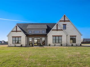 207 Stuart St, Paradise, TX 76073