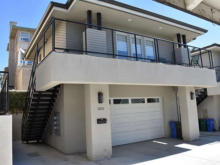 355 Hinds Ave — Photo 4