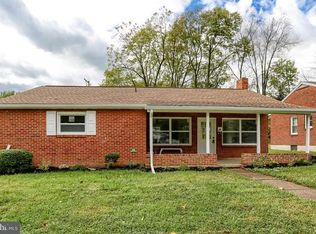 8 S 39th St, Camp Hill, PA 17011