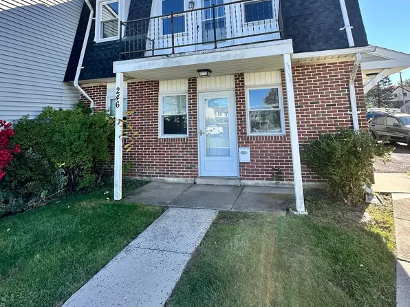 246-247 Washington Pl, Telford, PA 18969