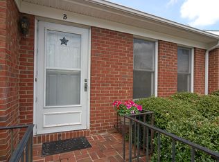 3538 B Lawndale Dr, Greensboro, NC 27408