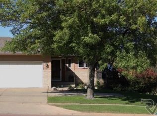 1122 E 57th St #20, Sioux Falls, SD 57108