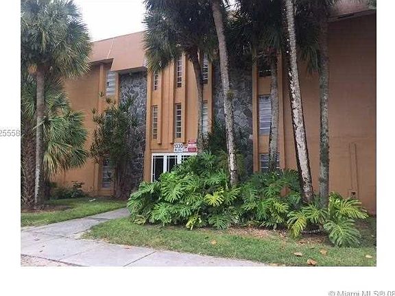 2nd image of 1230 W 54th St 211a Hialeah Fl 33012