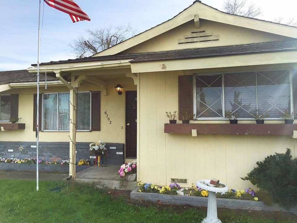 1st image of 6702 Rainbow Dr