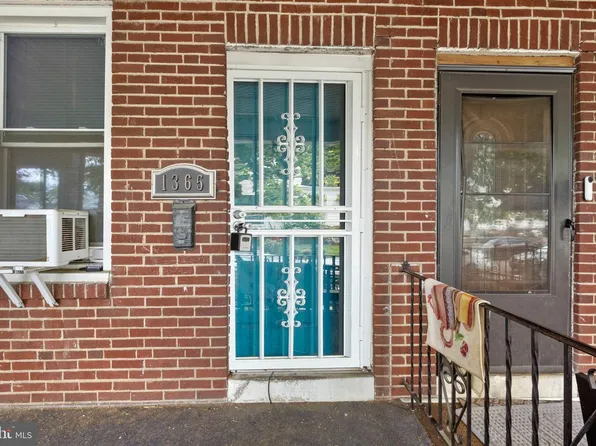 1365 Dyre St, Philadelphia, PA 19124