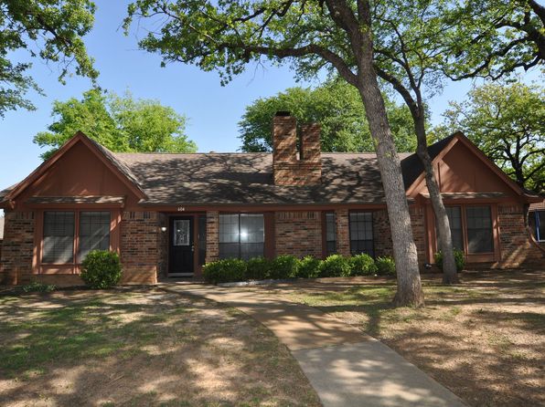 604 Stonehenge Dr