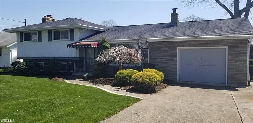 3244 White Beech Ln photo 1