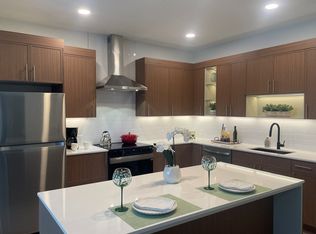 Essen, Alexandria, VA 22311