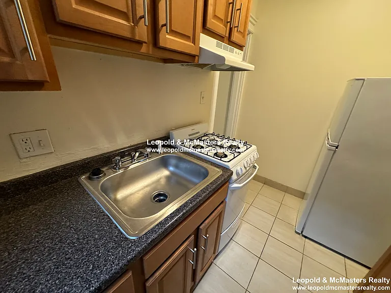 1124 Commonwealth Ave — Photo 96