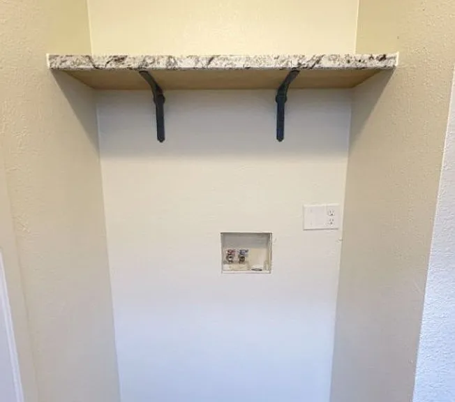 363 N 800 W — Photo 14