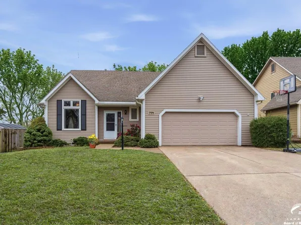 709 Joseph Dr, Lawrence, KS 66049