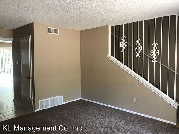 4th image of 124 Pebble Creek Dr