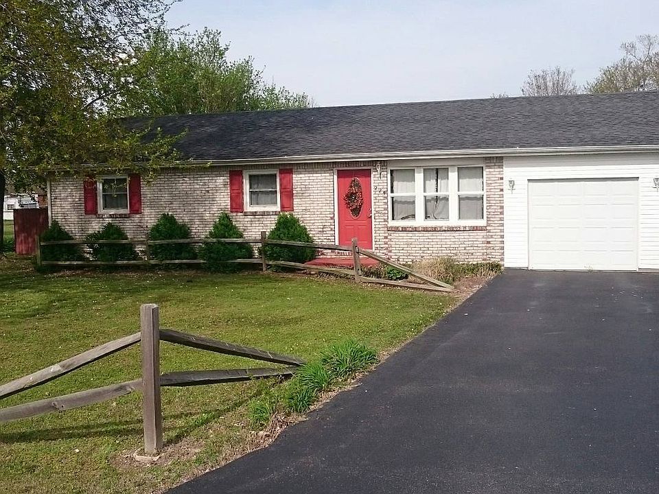 1st image of 225 Sharon Dr