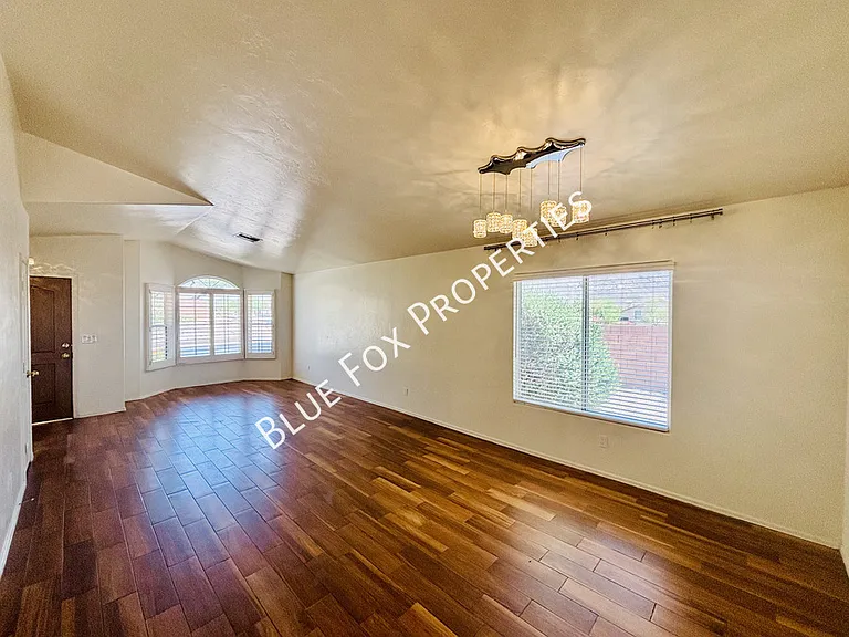 10451 N Calle Verano Seco — Photo 2