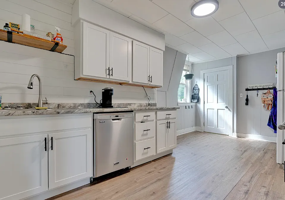 46 Pleasant St #2