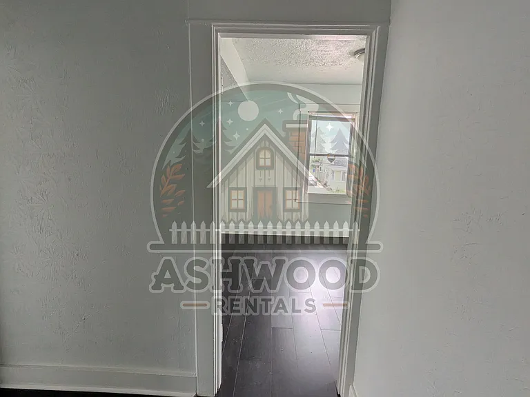 200 E Siebenthaler Ave — Photo 14
