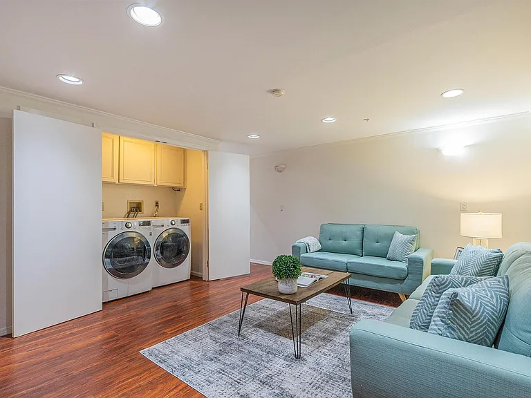 441 Camille Cir #12 — Photo 5