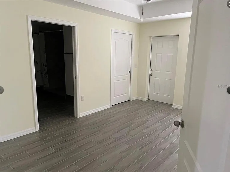 208 Missouri Ave — Photo 5