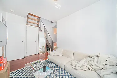 Rented by Living New York