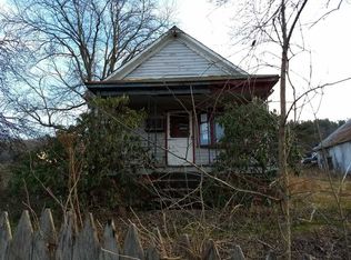 7828 Bluebell Rd, Cumberland, OH 43732