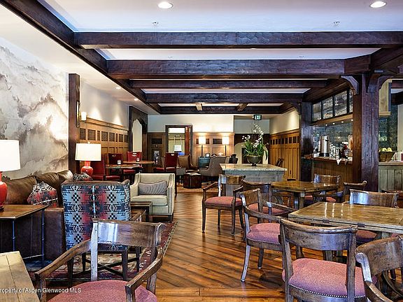 Timbers Club Lounge