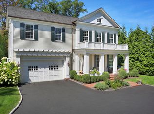 26 Marks Rd, Riverside, CT 06878