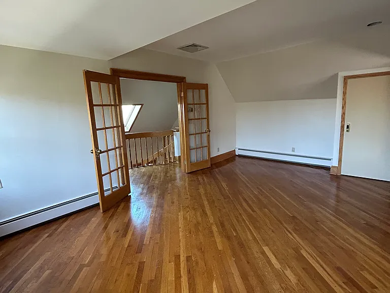 267 Grand Ave #2 — Photo 10