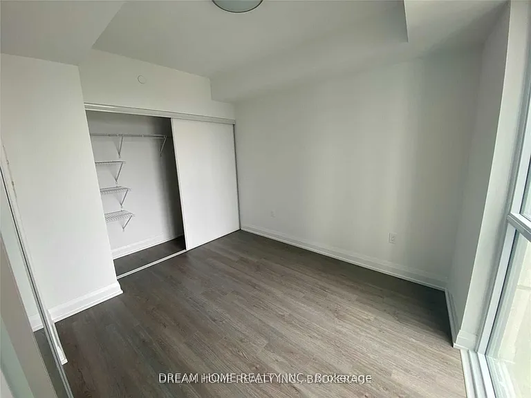 77 Mutual St #2201 — Photo 5