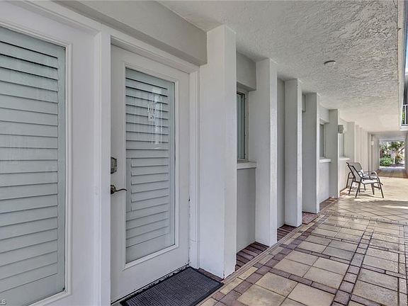 4th image of 175 5th AVE S #4