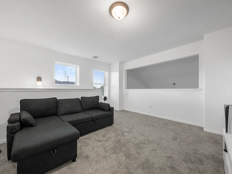 3303 Falling Brook Dr — Photo 12