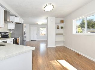 10244 SE Mitchell St, Portland, OR