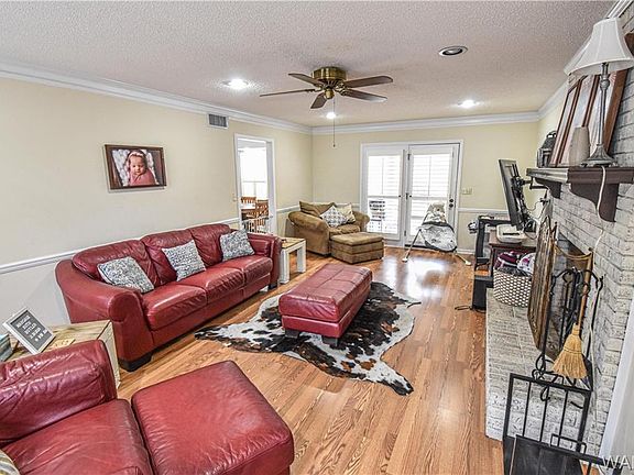 4th image of 6304 Eastbrook Dr