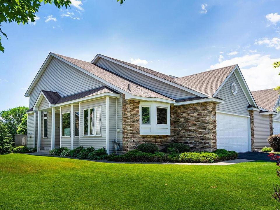 1st image of 4823 Greenhaven Dr