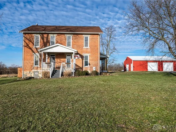 11279 Air Hill Rd, Brookville, OH 45309