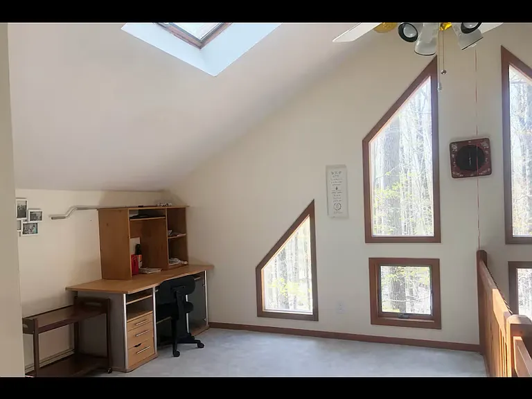 3550 Dogwood Ct — Photo 17