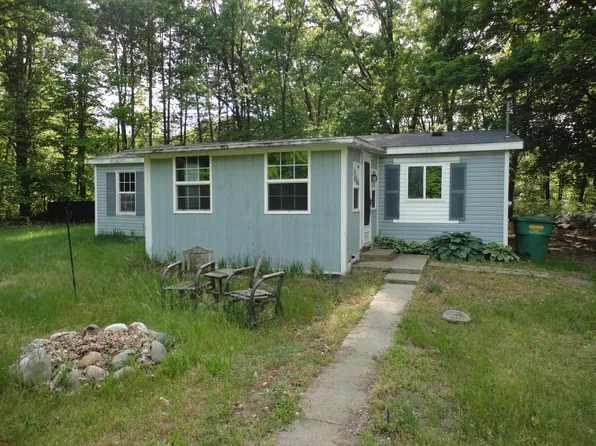 1920 S 15th St, Niles, MI 49120