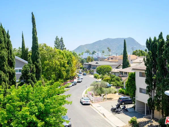 4445 Cartwright Ave APT 301, North Hollywood, CA 91602