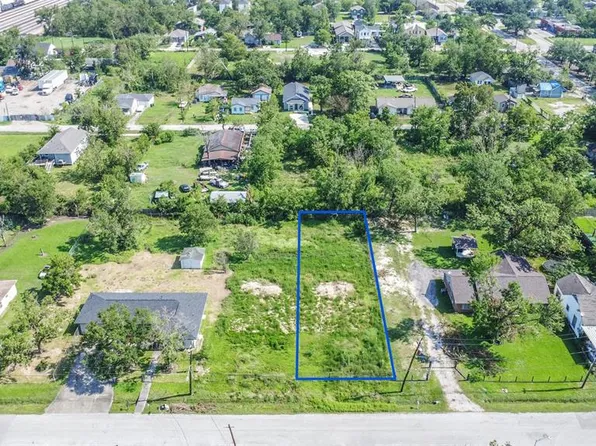 7837 Bonaire Street, Houston, TX 77028