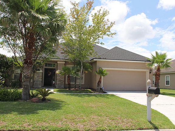 3rd image of 1699 Hollow Glen Dr