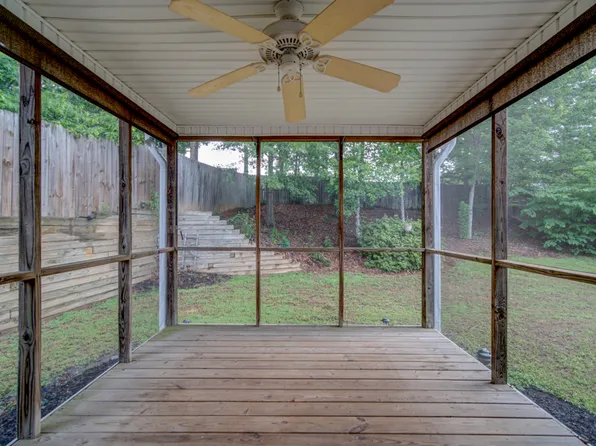 17 Waterfield Ct, Greer, SC 29650